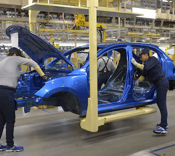 Ensamblado de vehículos (Mazda2) en la planta mexicana ‘MMVO’